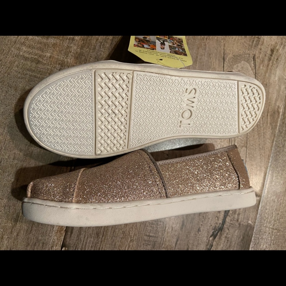 Toms Girls Size 12.5
